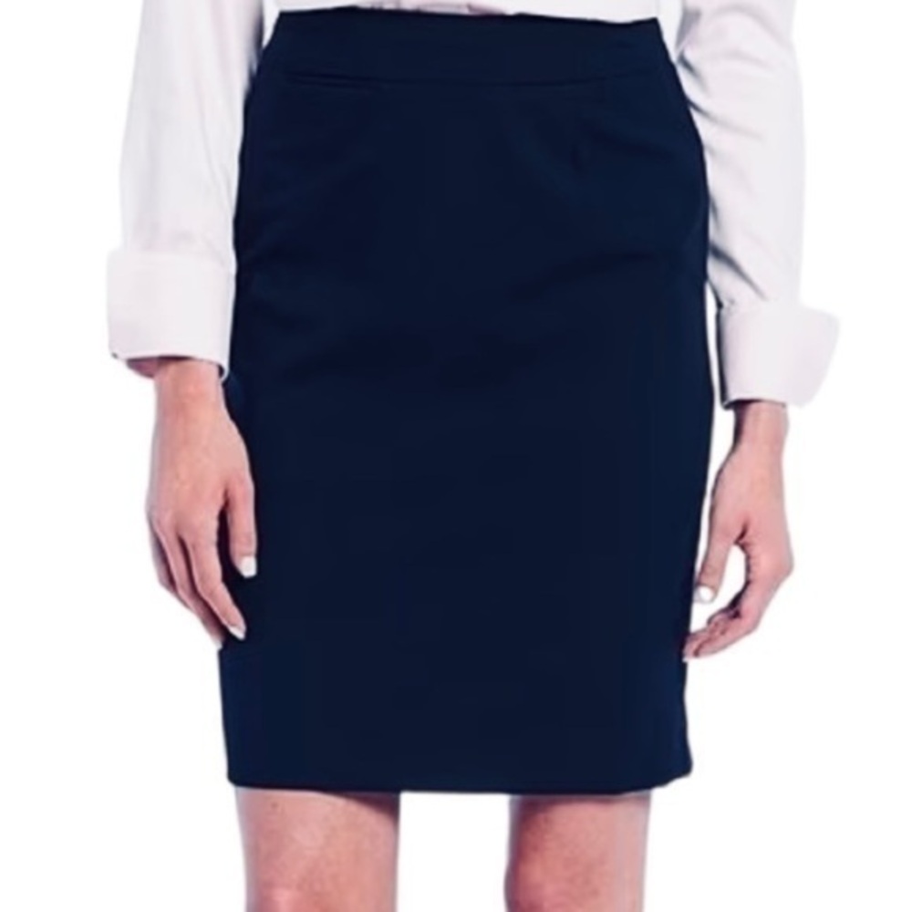 Women’s Pencil Skirt Navy Blue Lined Below Knee w/ Back Center Slit Size 14